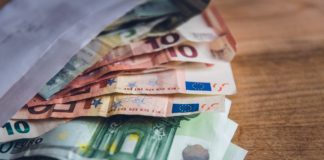 Vláda plánuje rozmraziť príplatky za prácu Zdroj: unsplash.com
